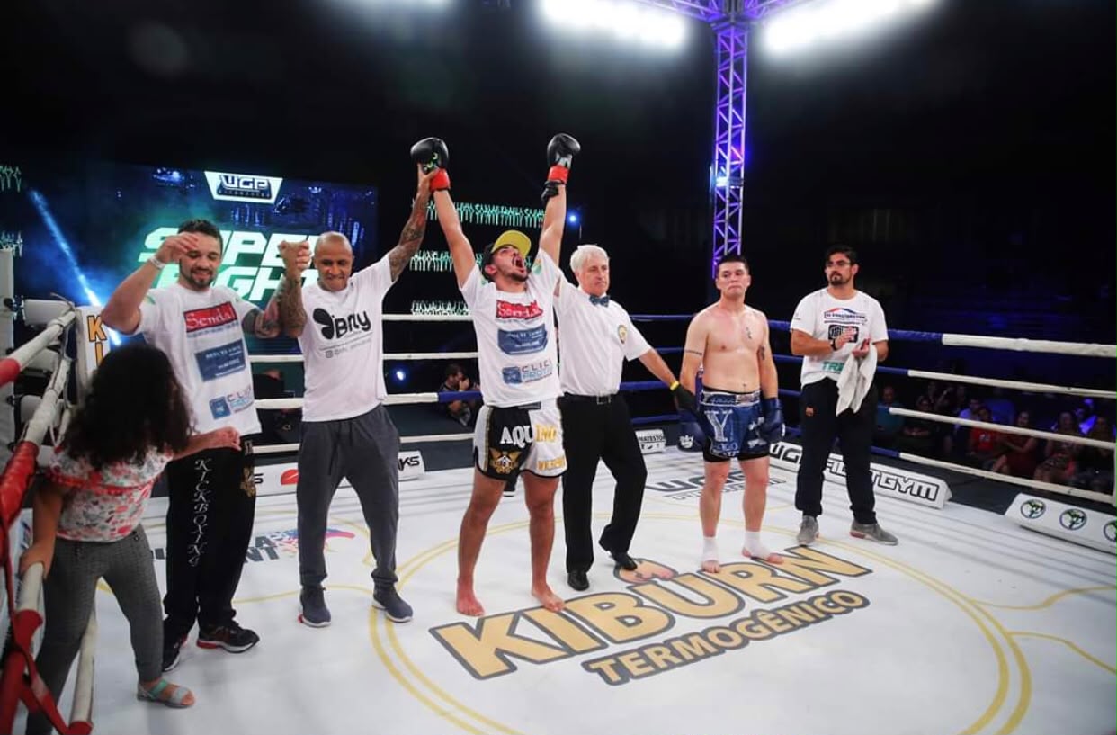 WGP Super Fight — Aquino vencedor no ringue